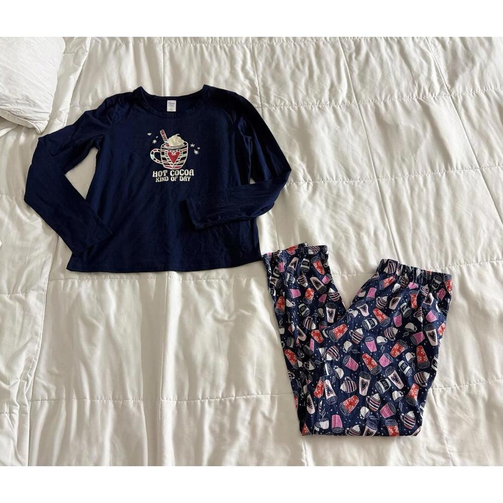 Winter Wonderland Pajama Set – Women’s Size XS  Warm and Cozy